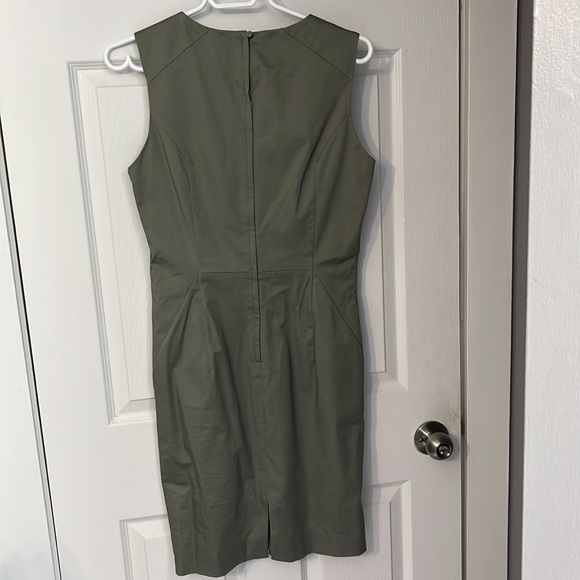 3 for 40! H&M green dress - Picture 5 of 8